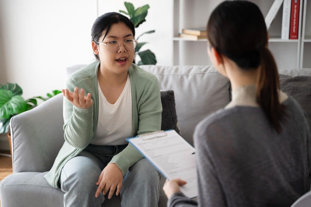 Trauma Bonding: Signs, Causes & How to Break the Cycle