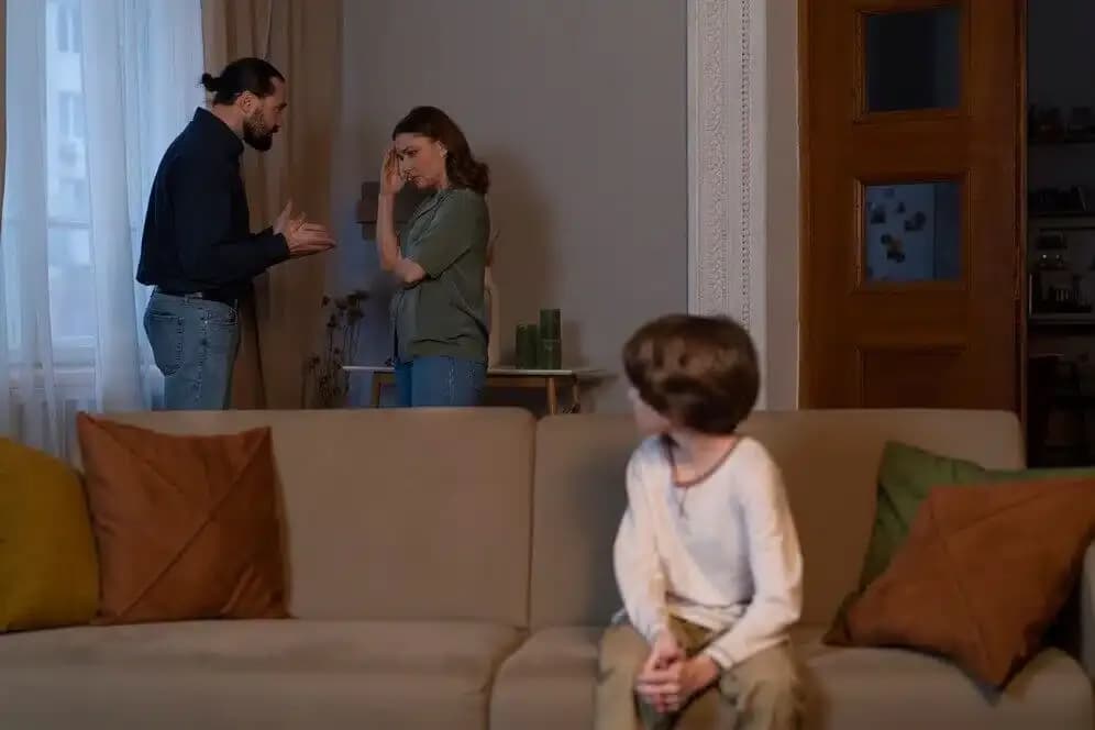 Acute stress disorder in the family.