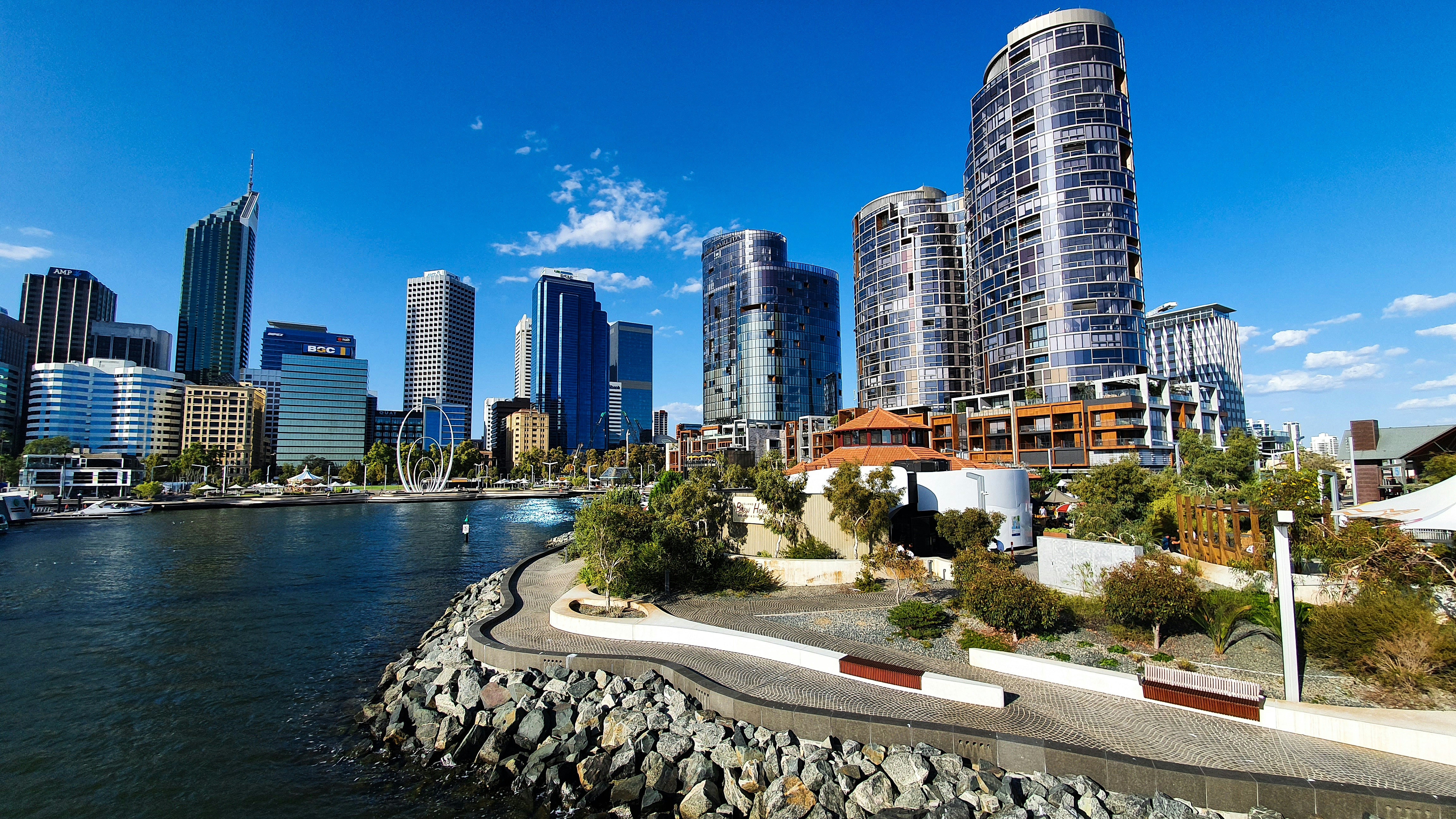 Skyline of Peth, Australia. Explore TYHO psychologists in Perth.